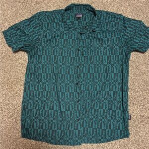 Patagonia button down men’s short sleeve